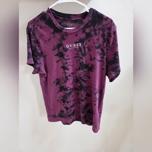 Guess Maroon and Black Graphic Tee